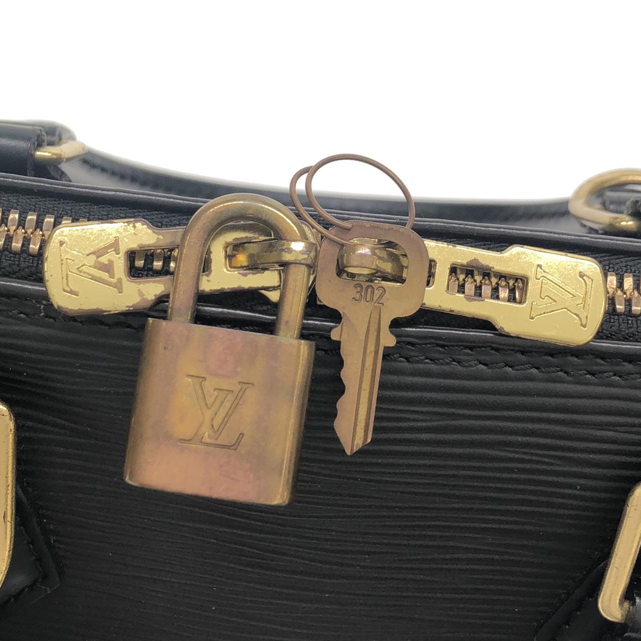 ルイヴィトン エピ アルマ PM M52142 バッグ