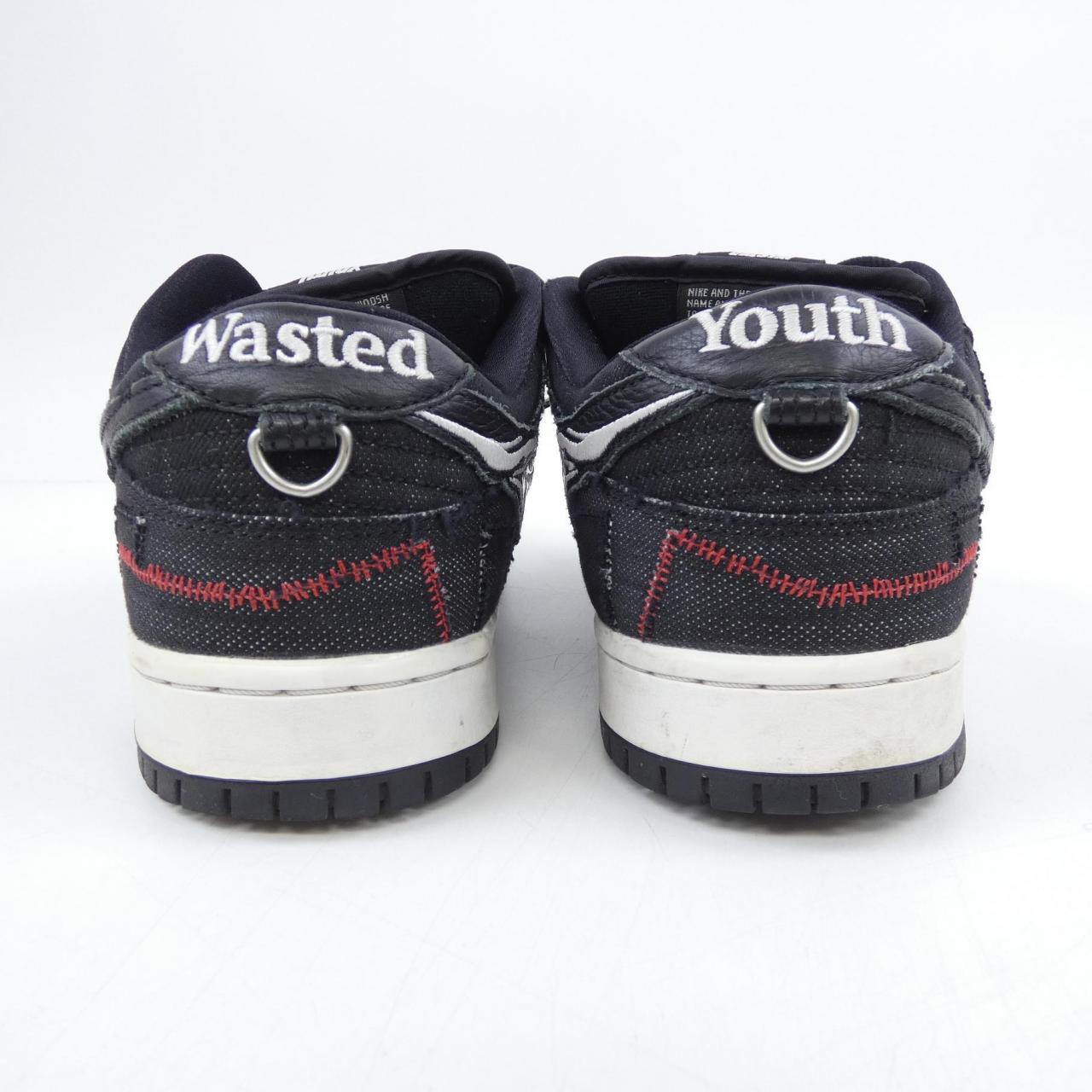 ナイキ NIKE DD8386-001 スニーカー