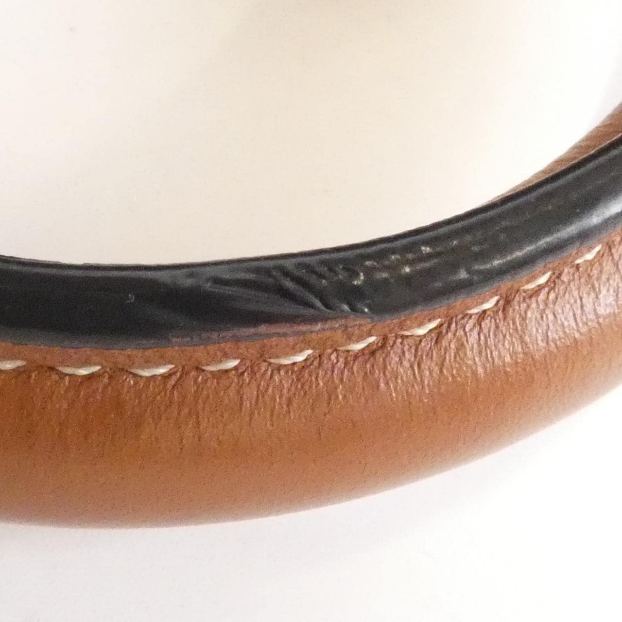 セリーヌ ミニ バーティカル カバ 194372BZK バッグ