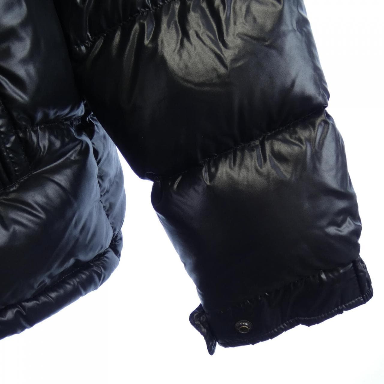 モンクレール MONCLER ダウンジャケット