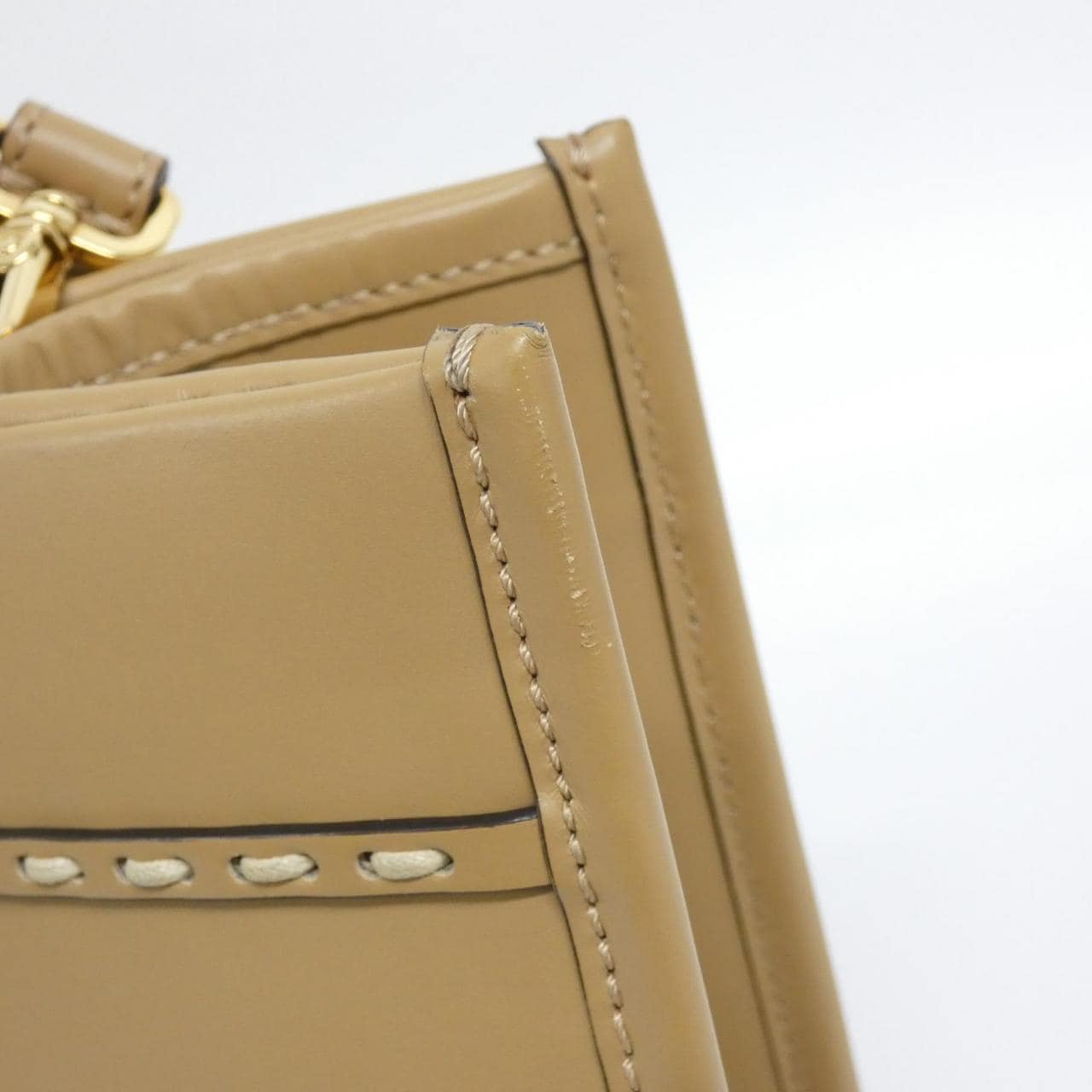 フェンディ フェンディ サンシャイン ミディアム 8BH386 AHN5 バッグ