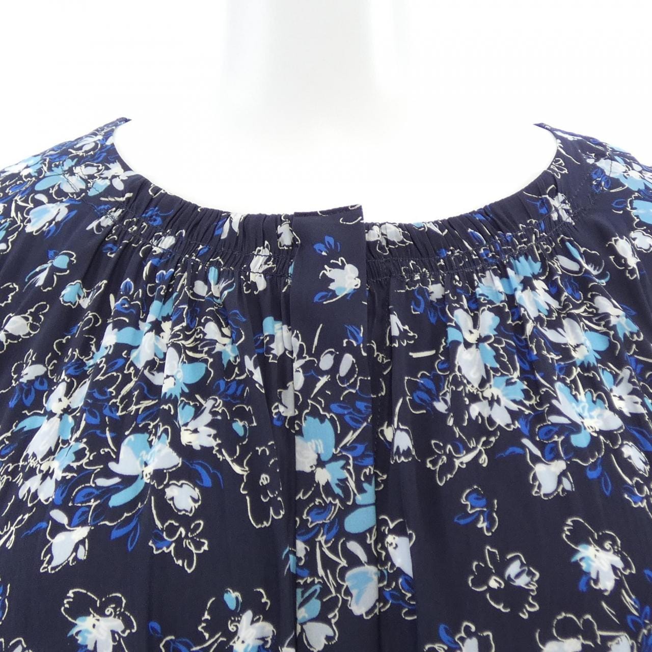 ジユウク 自由区 トップス