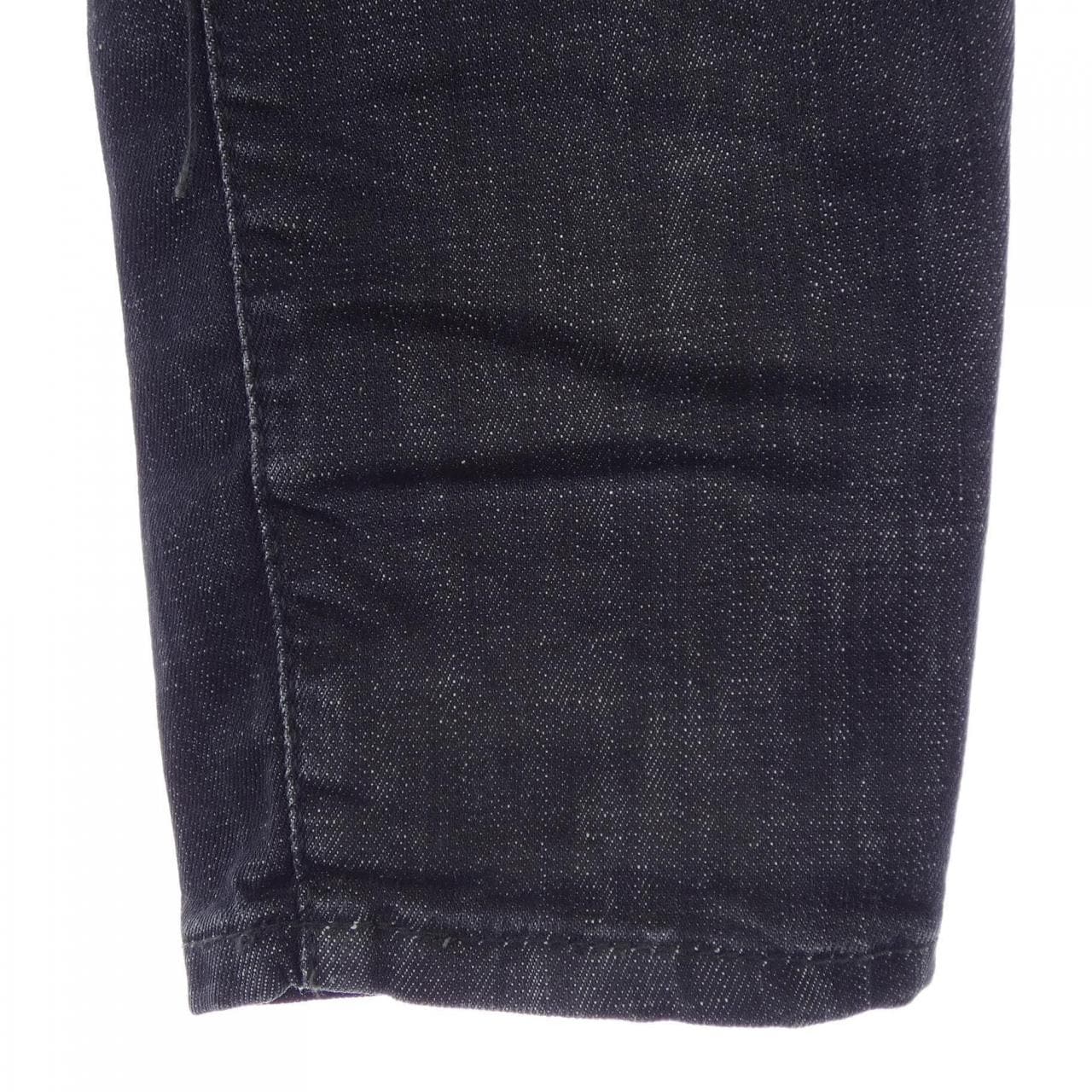 ディースクエアード DSQUARED2 S74LB1726 ジーンズ