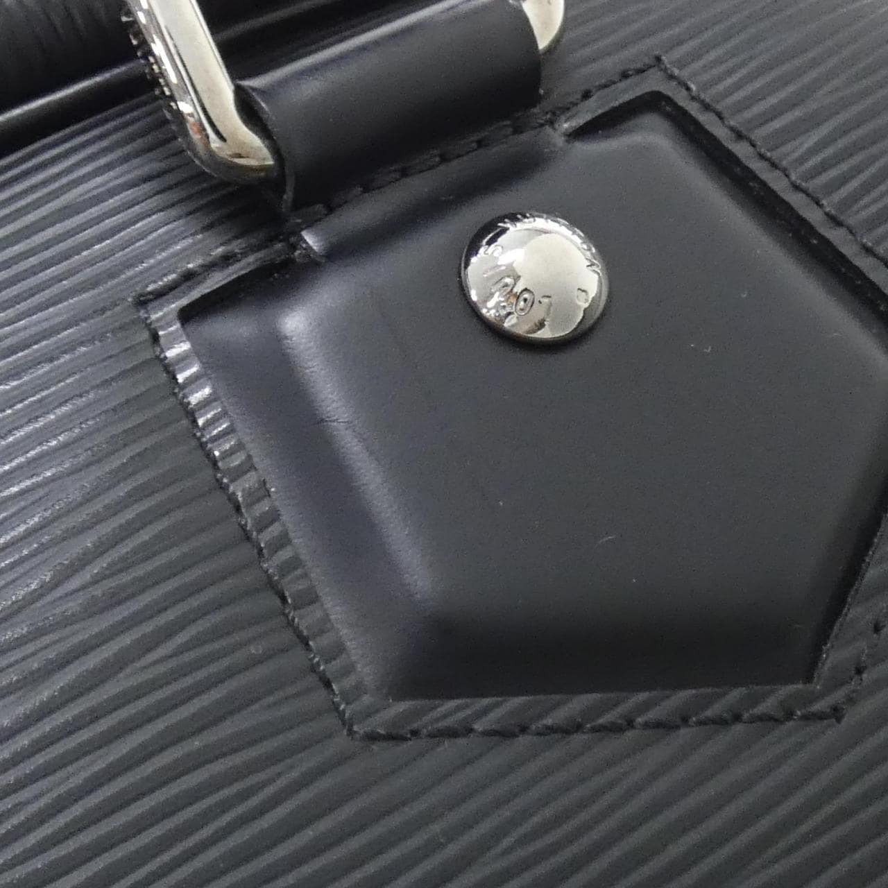 ルイヴィトン エピ ボーリング モンテーニュ PM M59322 バッグ