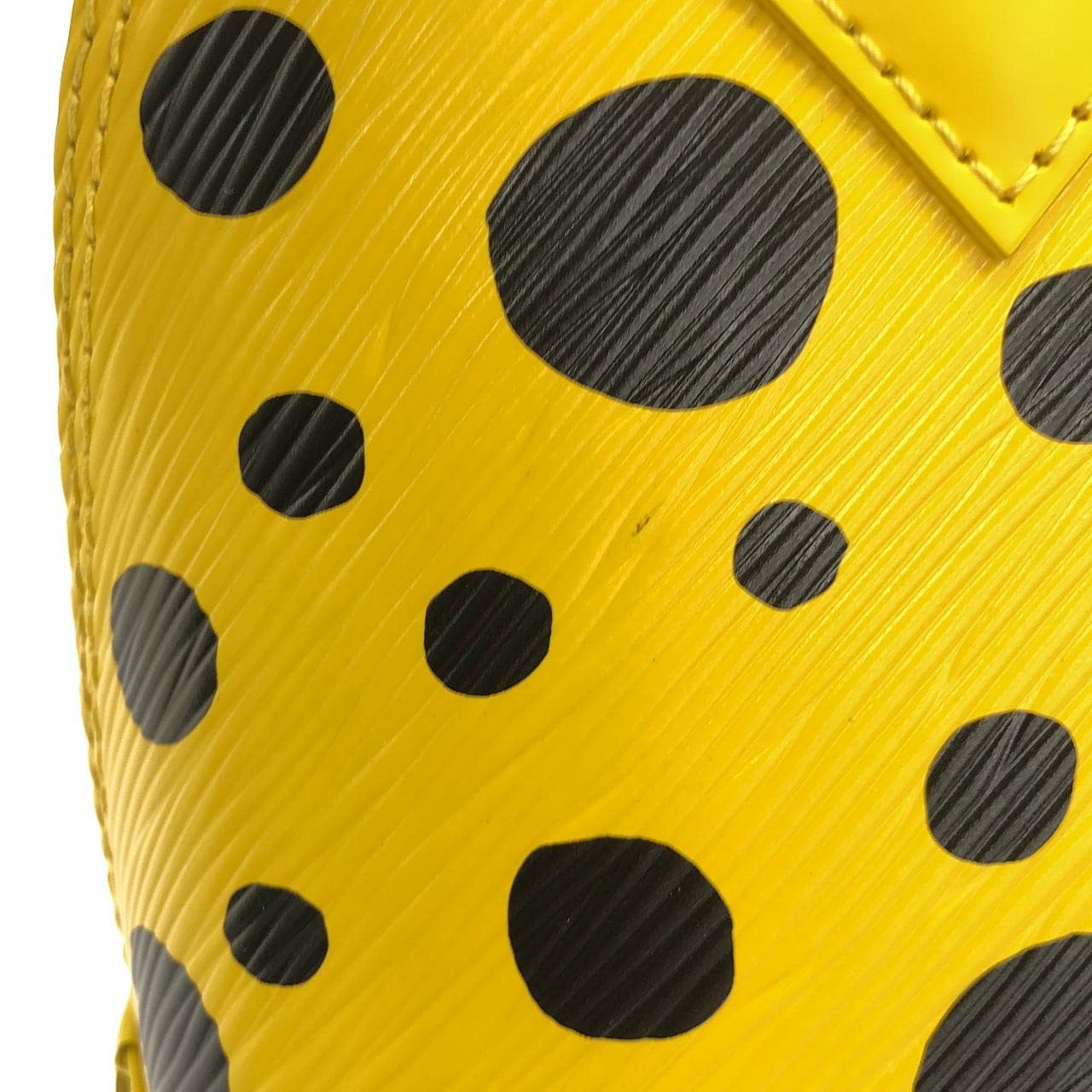 ルイヴィトン エピ(LV X YK) アルマBB M21700 バッグ