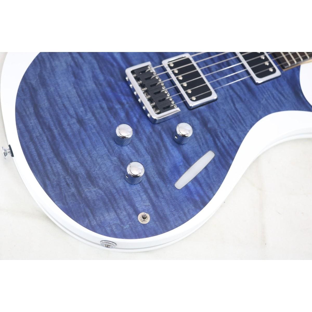 Ｒｅｌｉｓｈ　Ｇｕｉｔａｒｓ　ＭＡＲＹ　Ａ　ＯＮＥ