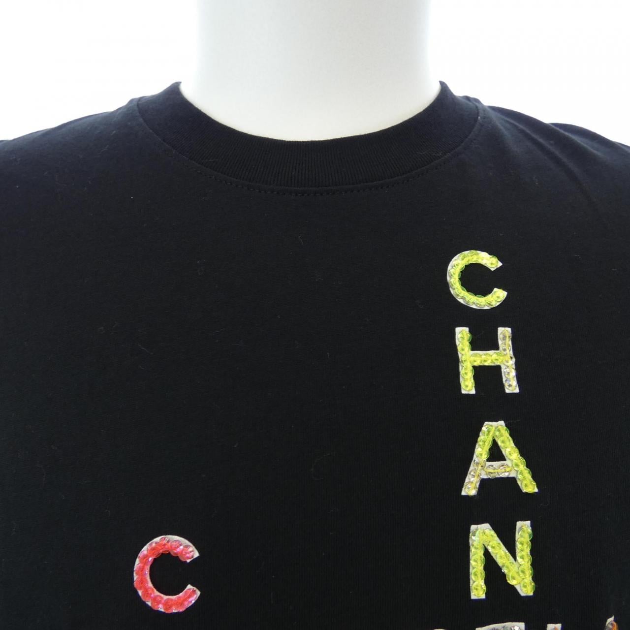 シャネル CHANEL PHARRELL WILLIAMS P61052K46833 Tシャツ