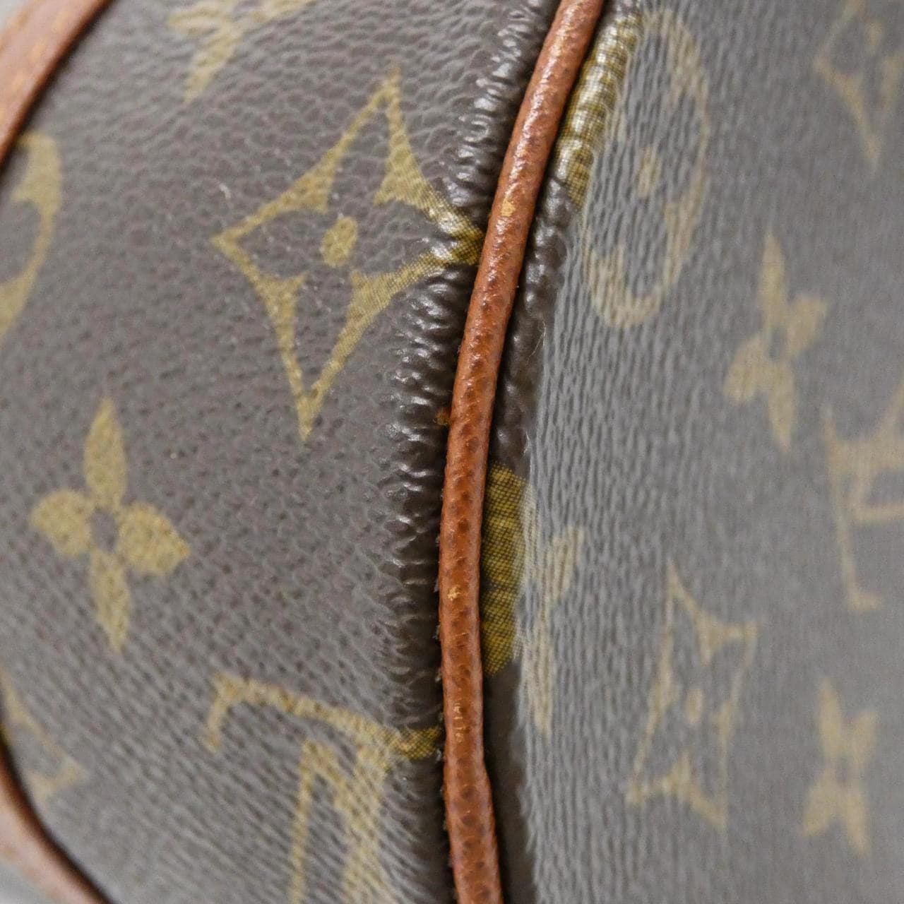 LOUIS VUITTON Monogram Papillon 26 厘米 M51366 包