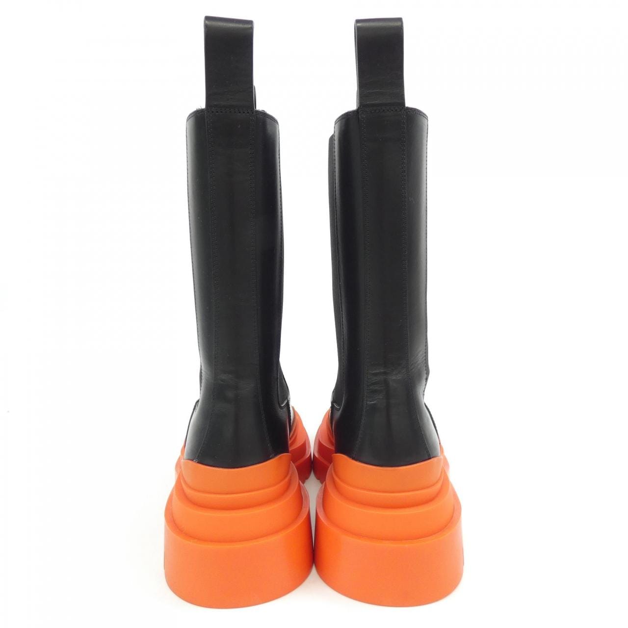 ボッテガヴェネタ BOTTEGA VENETA タイヤ　チェルシーブーツ 630297 VBS50 ブーツ