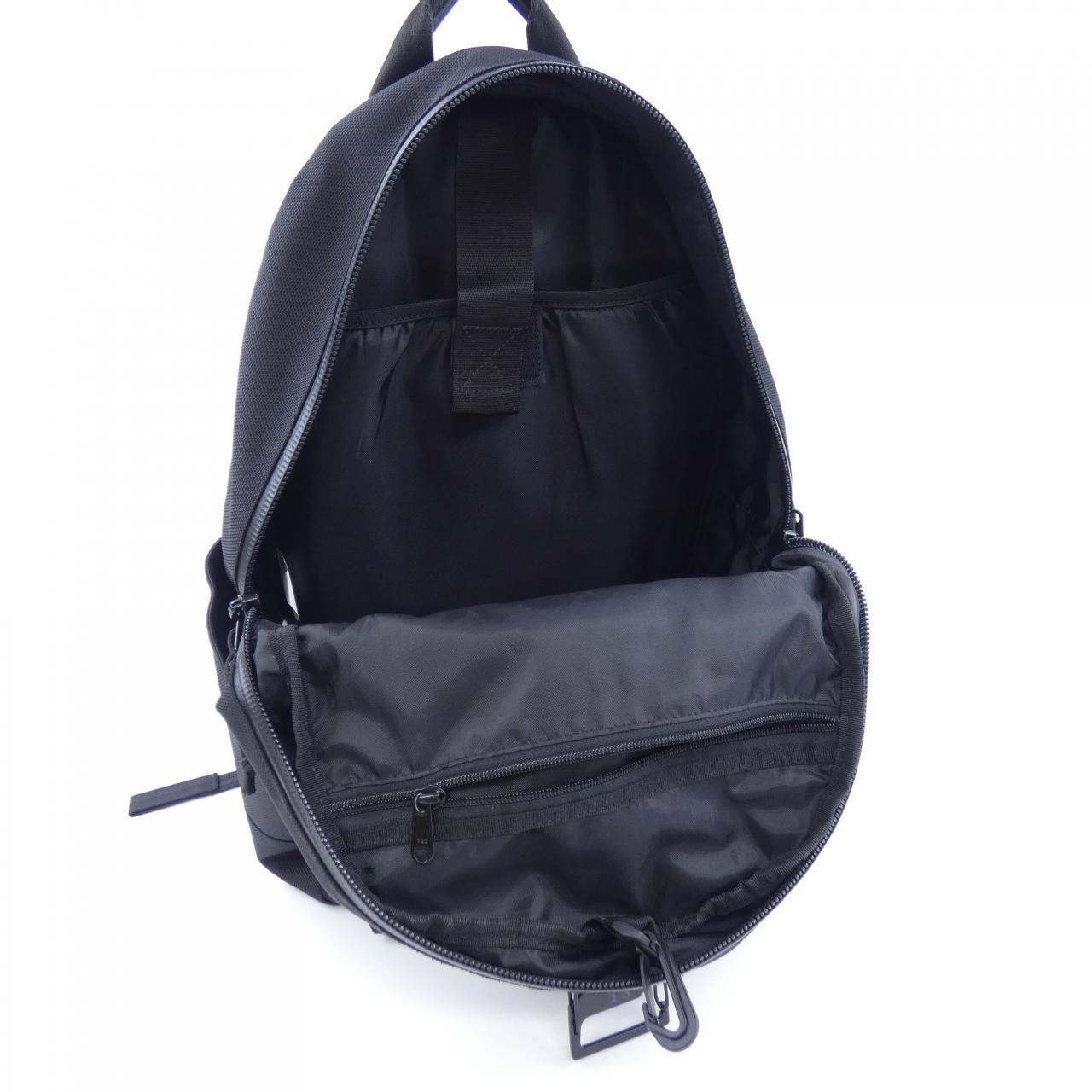 ワイズ Y's NEW ERA BACKPACK