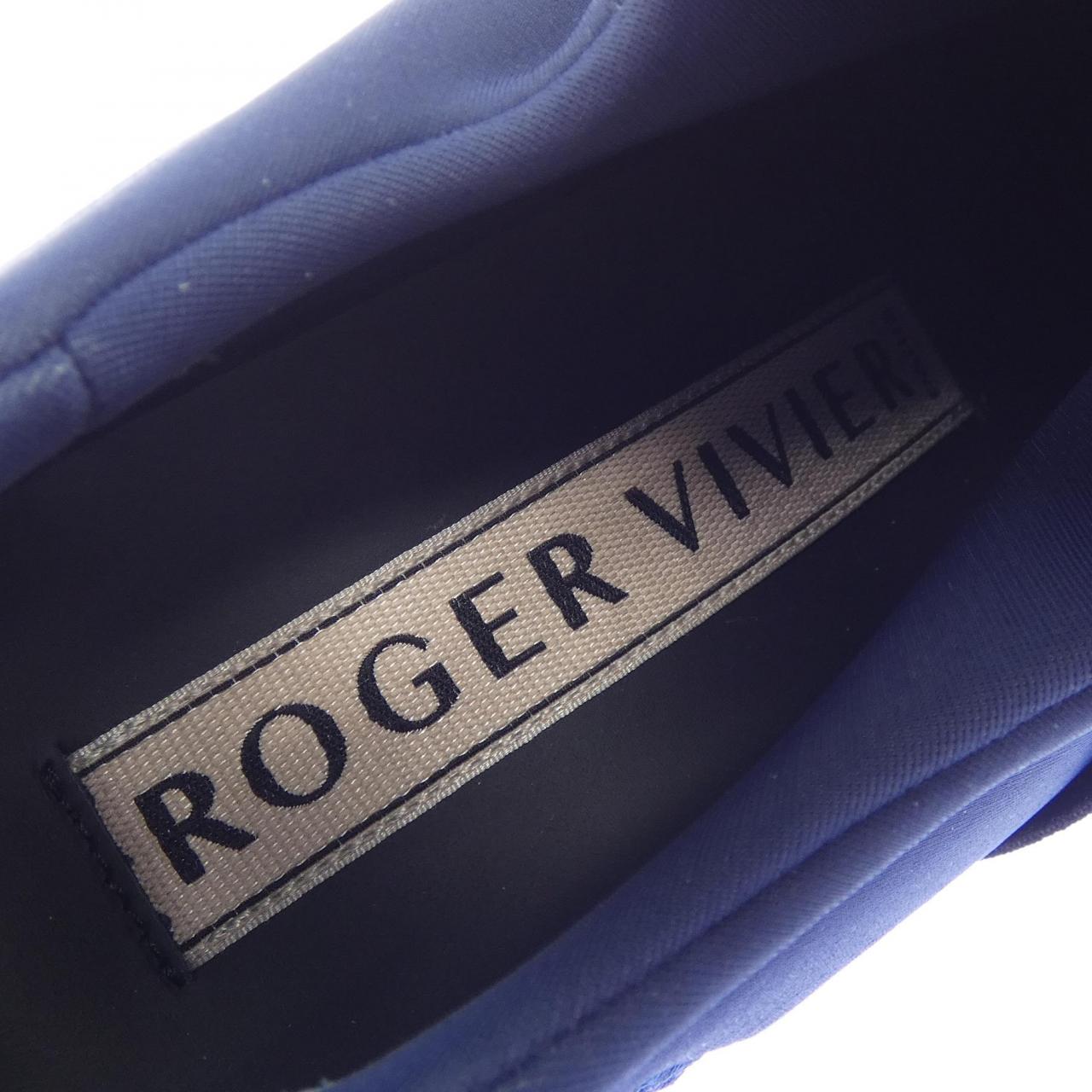 ロジェヴィヴィエ ROGER VIVIER ヴィヴ ラン　ストラスバックル スニーカー