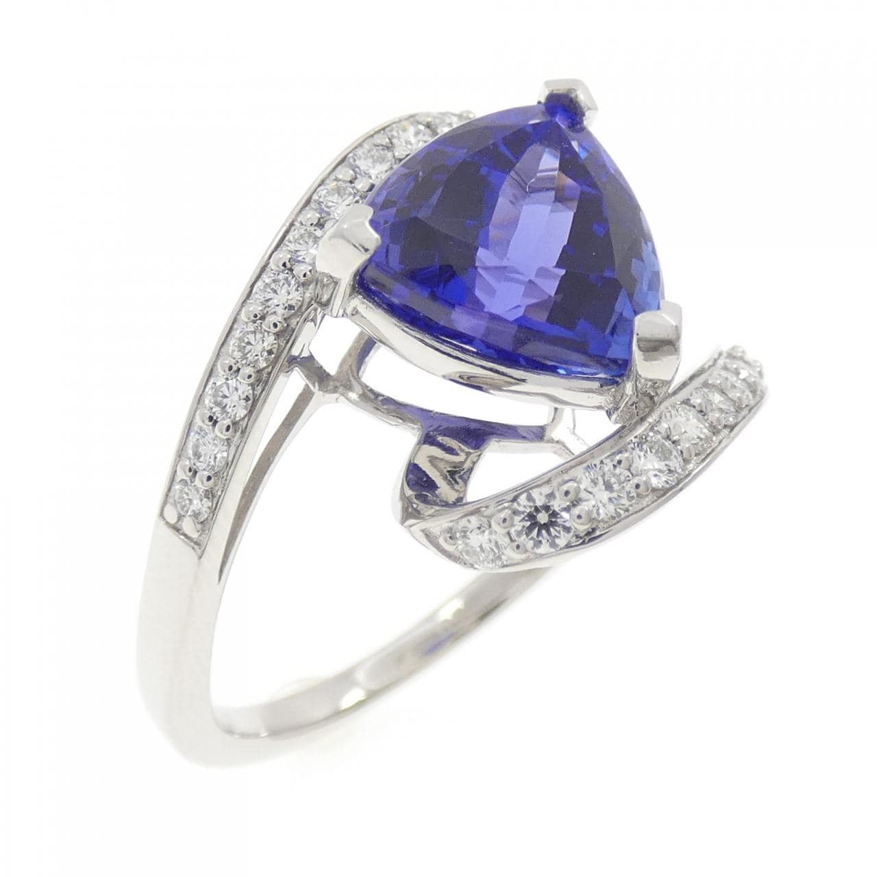 GSTB Tanzanite Ring 3.987CT