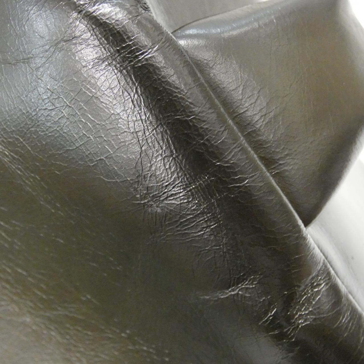 プラダ 2VH194 ショルダーバッグ