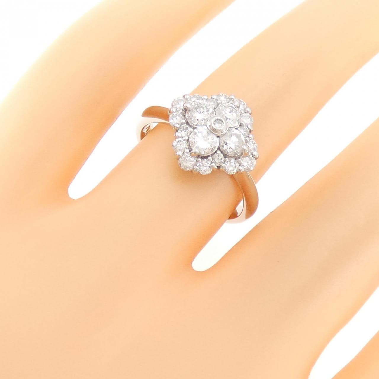 PT900 ダイヤモンド リング 1.02CT
