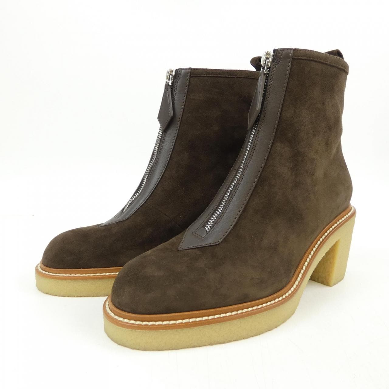 HERMES Jingle 242074Z 靴子