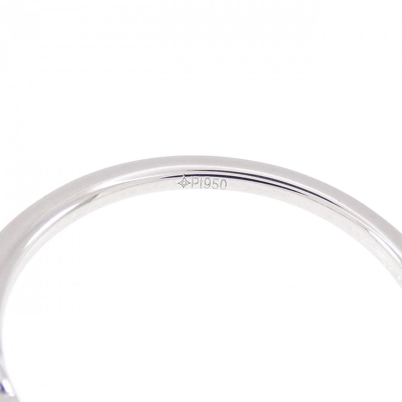 ジーエスティービー ダイヤモンド リング 0.198CT