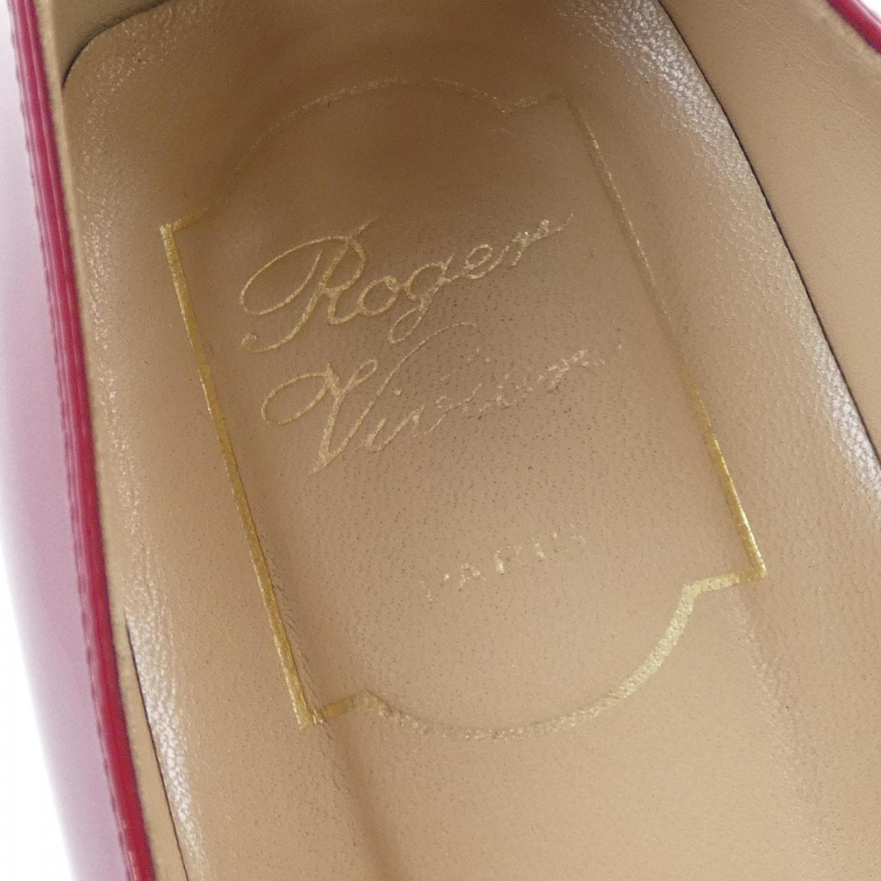 ロジェヴィヴィエ ROGER VIVIER パンプス