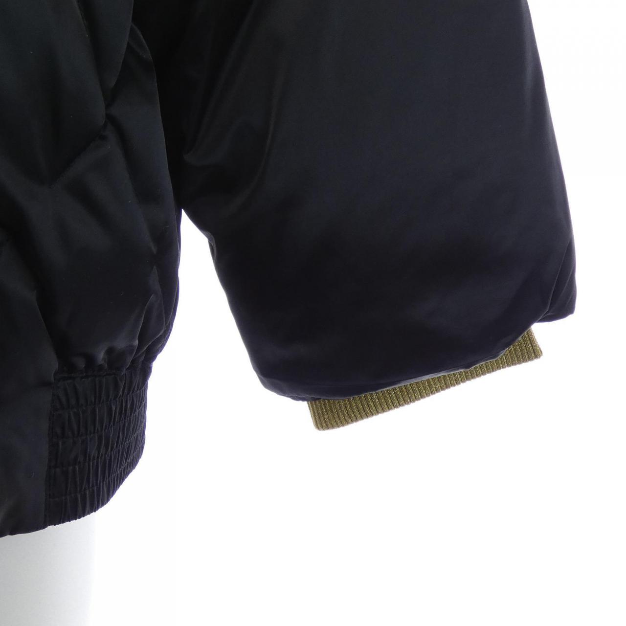 シャネル CHANEL P57120V43068 ダウンジャケット