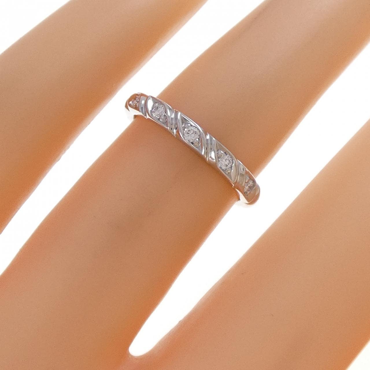 ショーメ トルサード リング