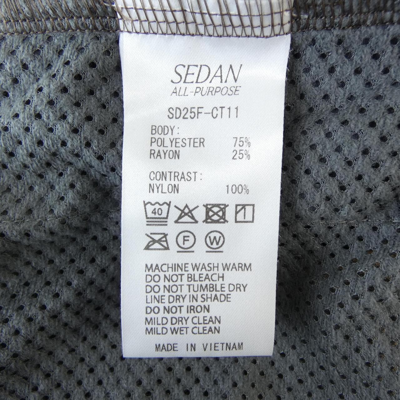 SEDAN ALL-PURPOSE トップス