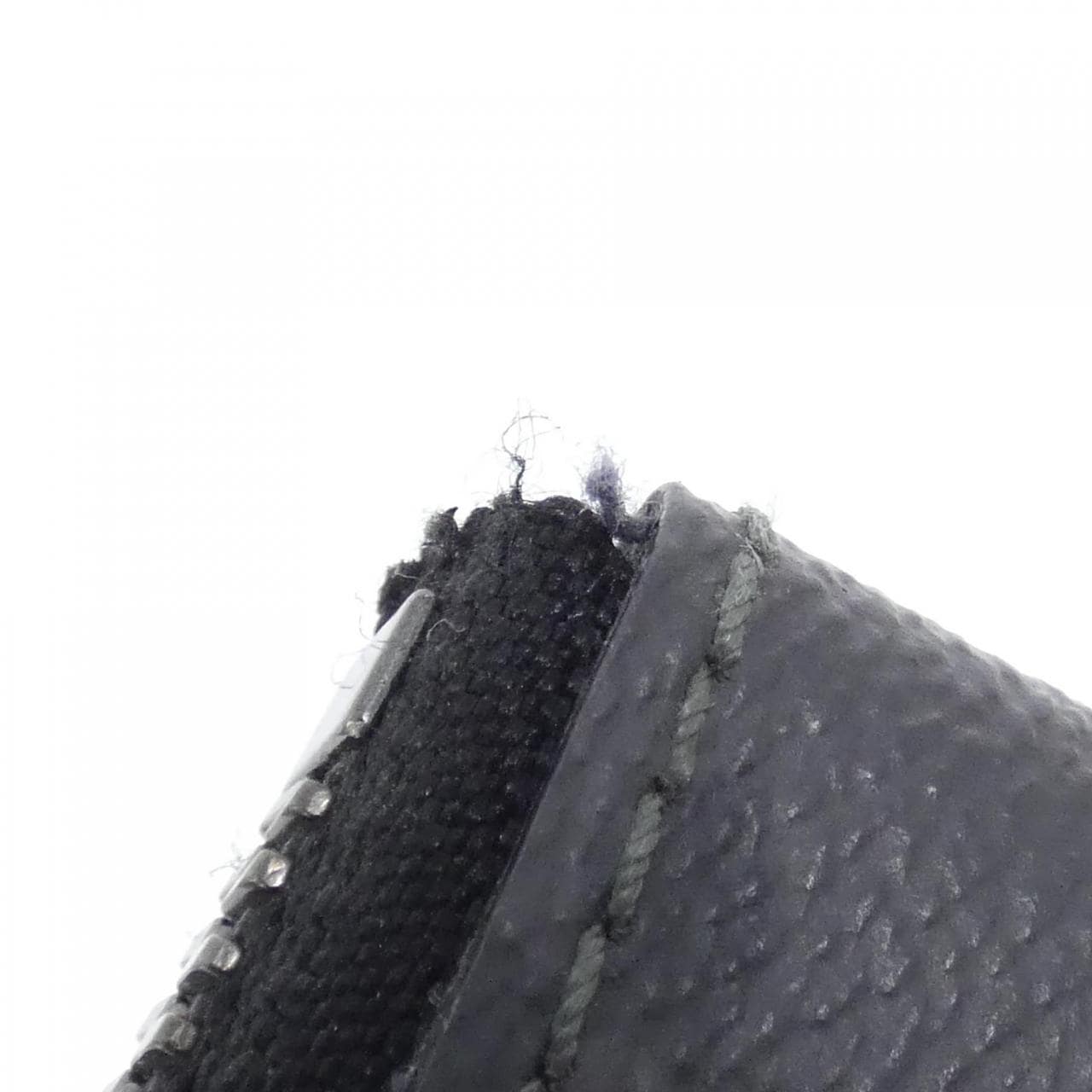 ルイヴィトン モノグラム エクリプス リバース トリオ メッセンジャー M69443 ショルダーバッグ