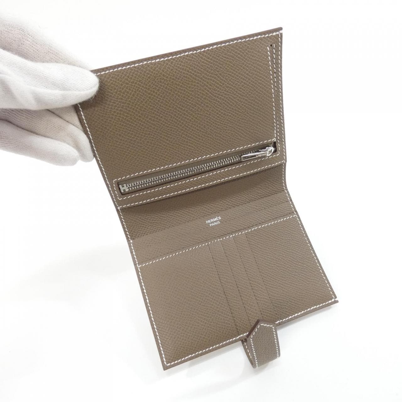 【未使用品】エルメス ベアン コンパクト 039790CK 財布