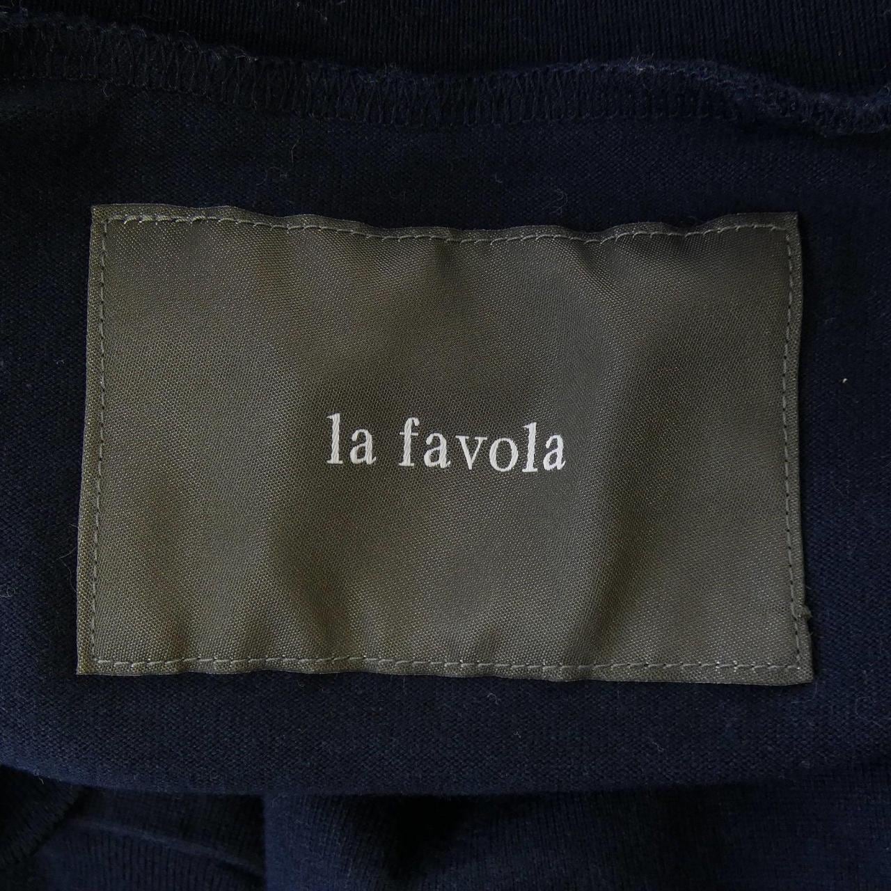 la favola Tシャツ