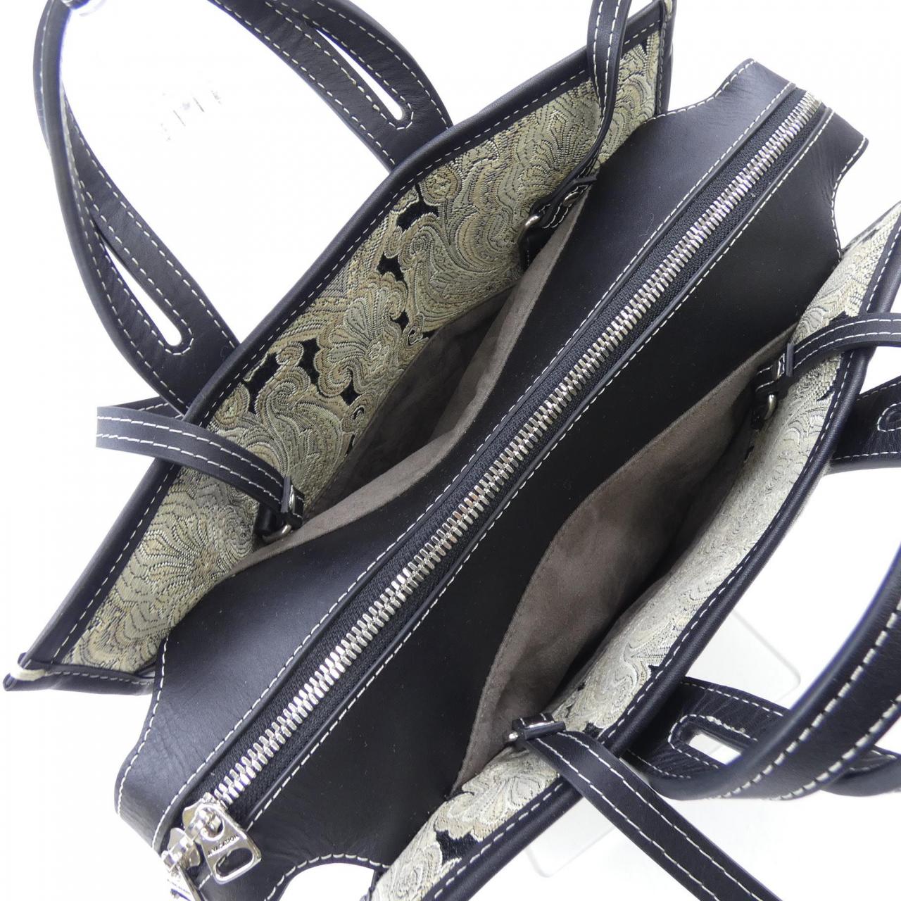 アヴァケーション A VACATION BAG