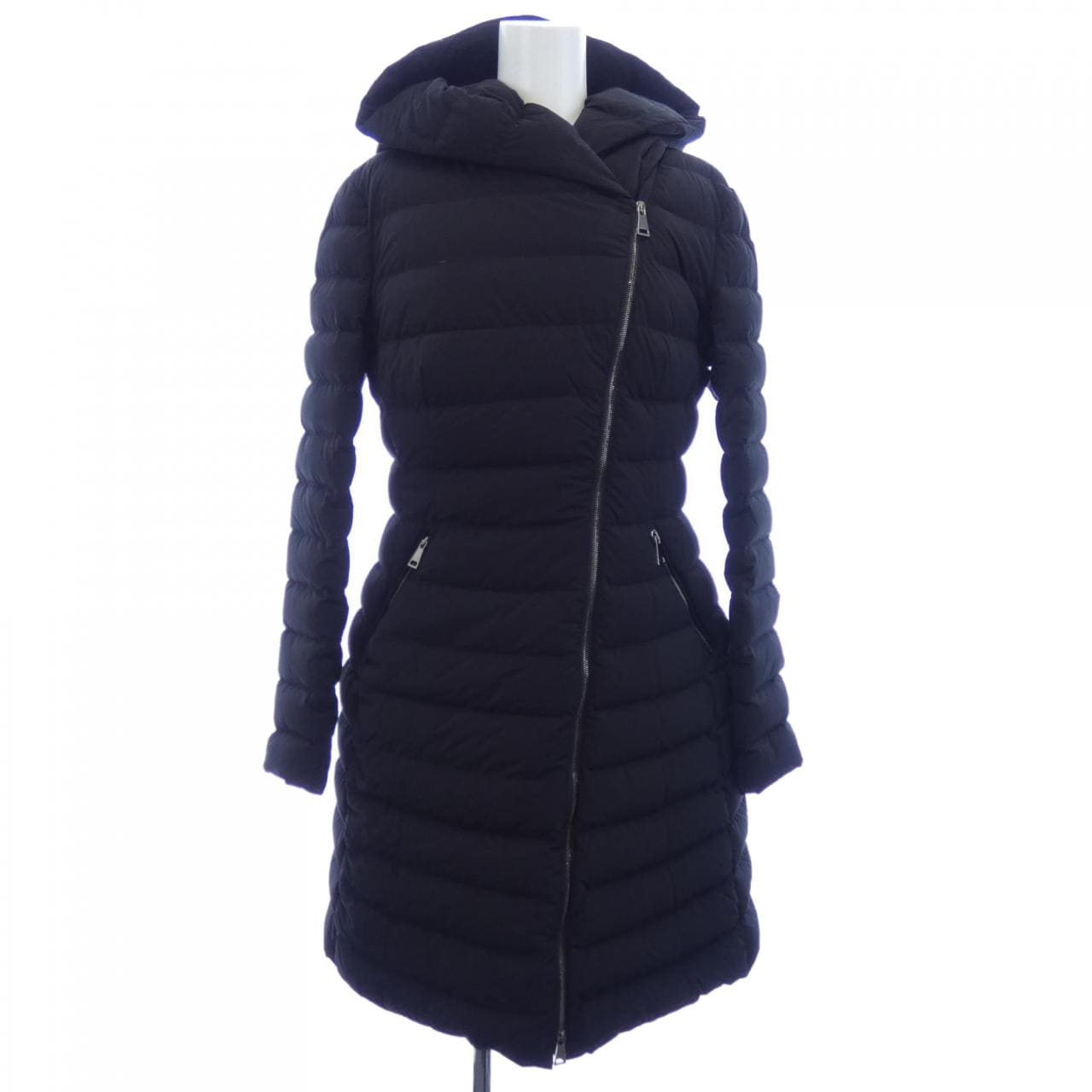 モンクレール MONCLER ダウンコート