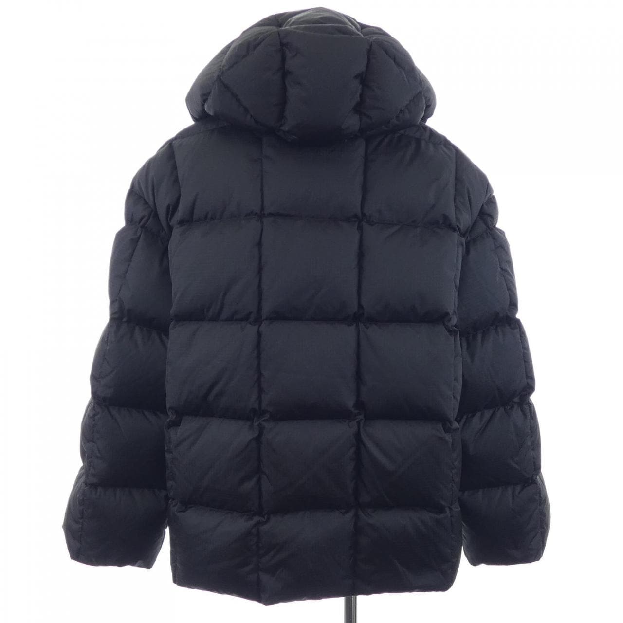 ルイヴィトン LOUIS VUITTON ロングスリーブピローパッファージャケット FOOW21E54 ダウンジャケット