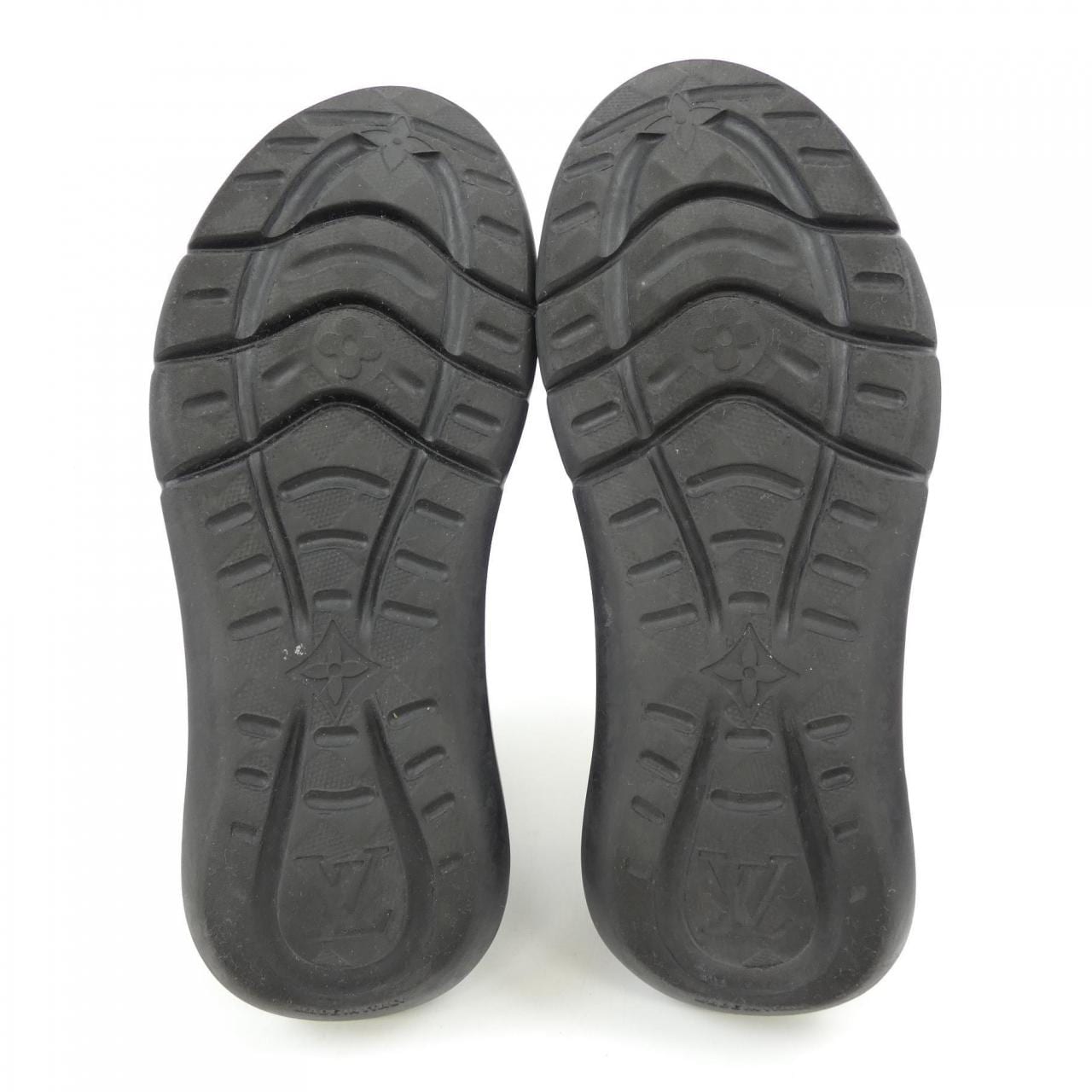 ルイヴィトン LOUIS VUITTON ショーアップライン スニーカー