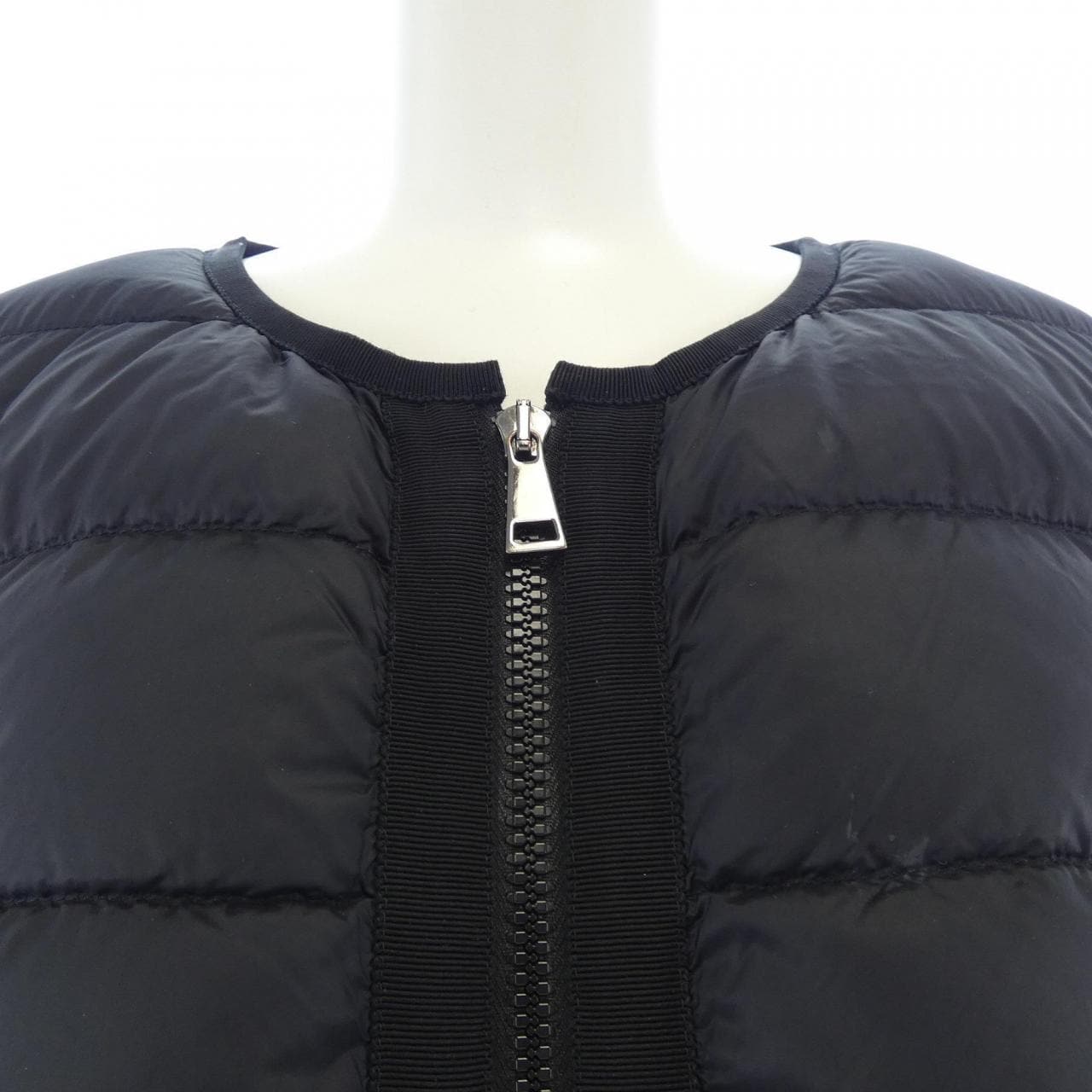 モンクレール MONCLER 20939487600 ダウンジャケット
