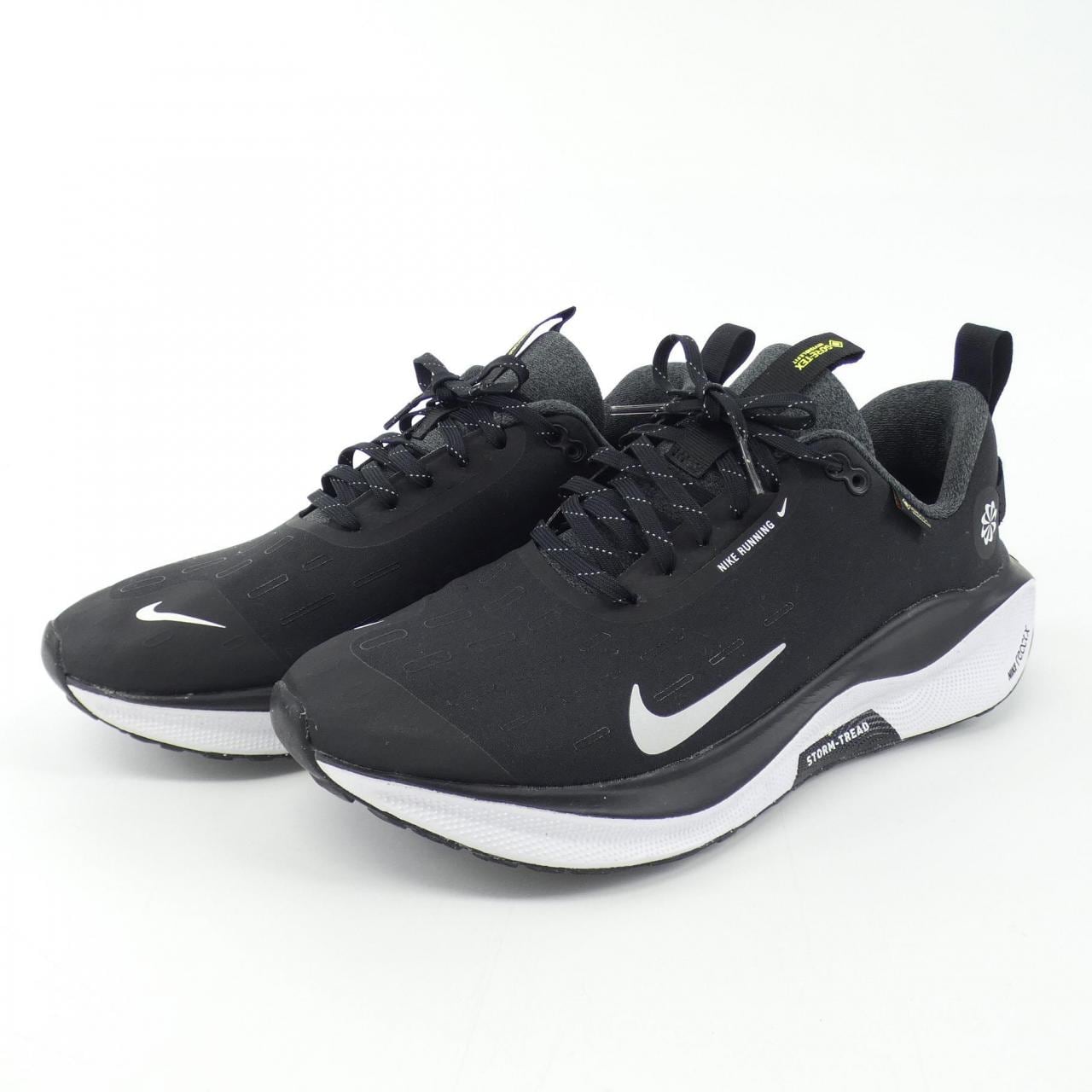 ナイキ NIKE スニーカー