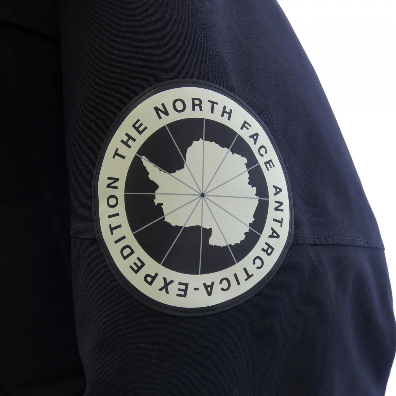 ザノースフェイス THE NORTH FACE ND92032 ダウンジャケット