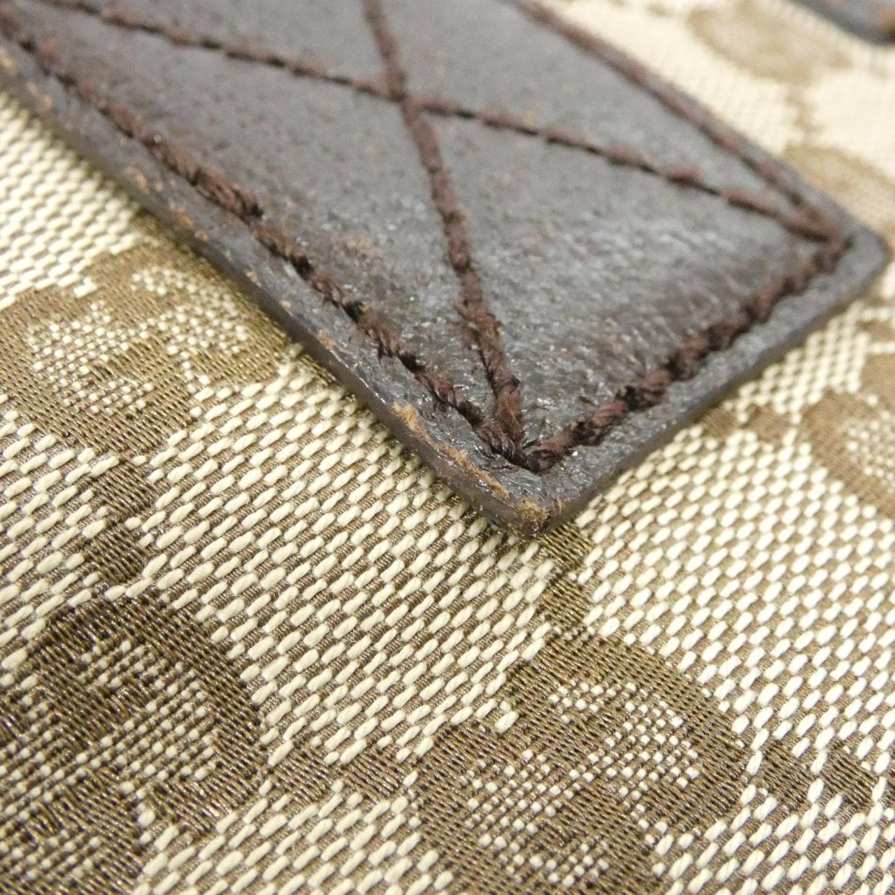 【ヴィンテージ】グッチ 131228 KQWGR バッグ