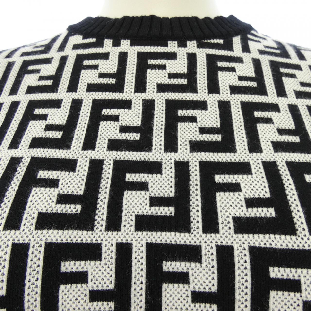 フェンディ FENDI FZY675 A1DS トップス