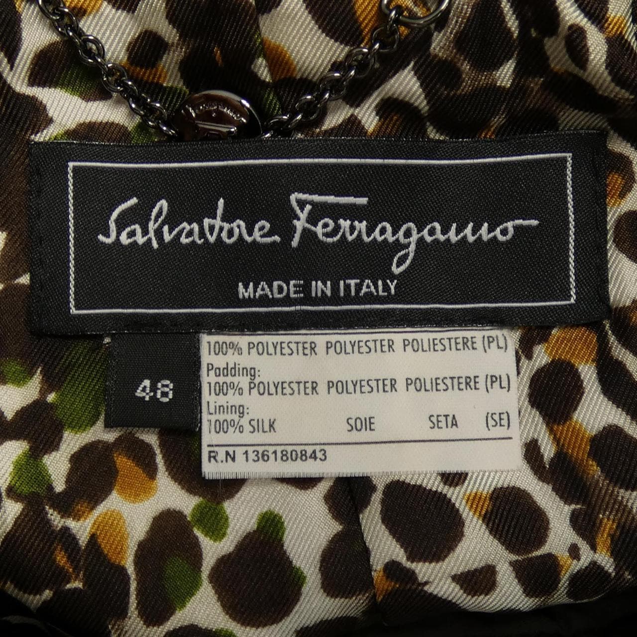 サルヴァトーレフェラガモ SALVATORE FERRAGAMO コート