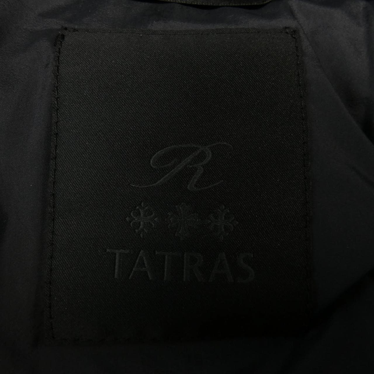 タトラス TATRAS ダウンジャケット