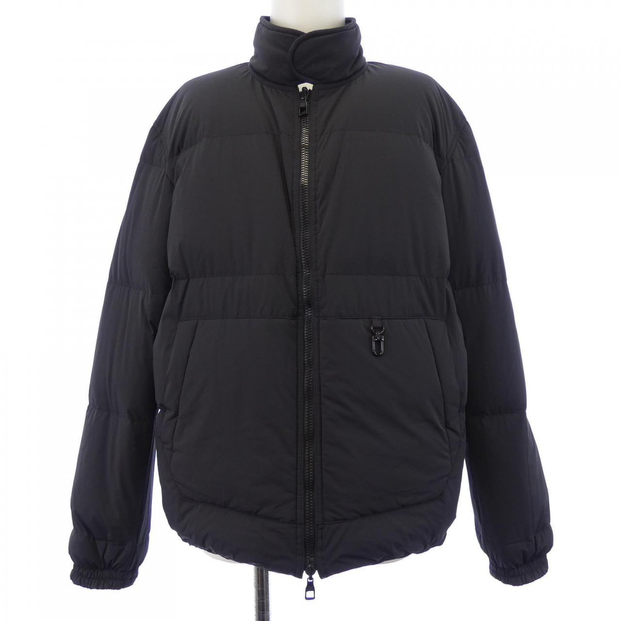 ルイヴィトン LOUIS VUITTON HLB45WAB2 ダウンジャケット