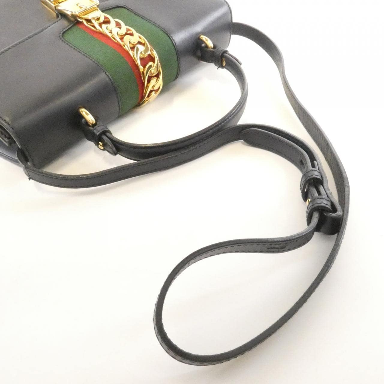 グッチ シルヴィー 431665 CVL1G バッグ