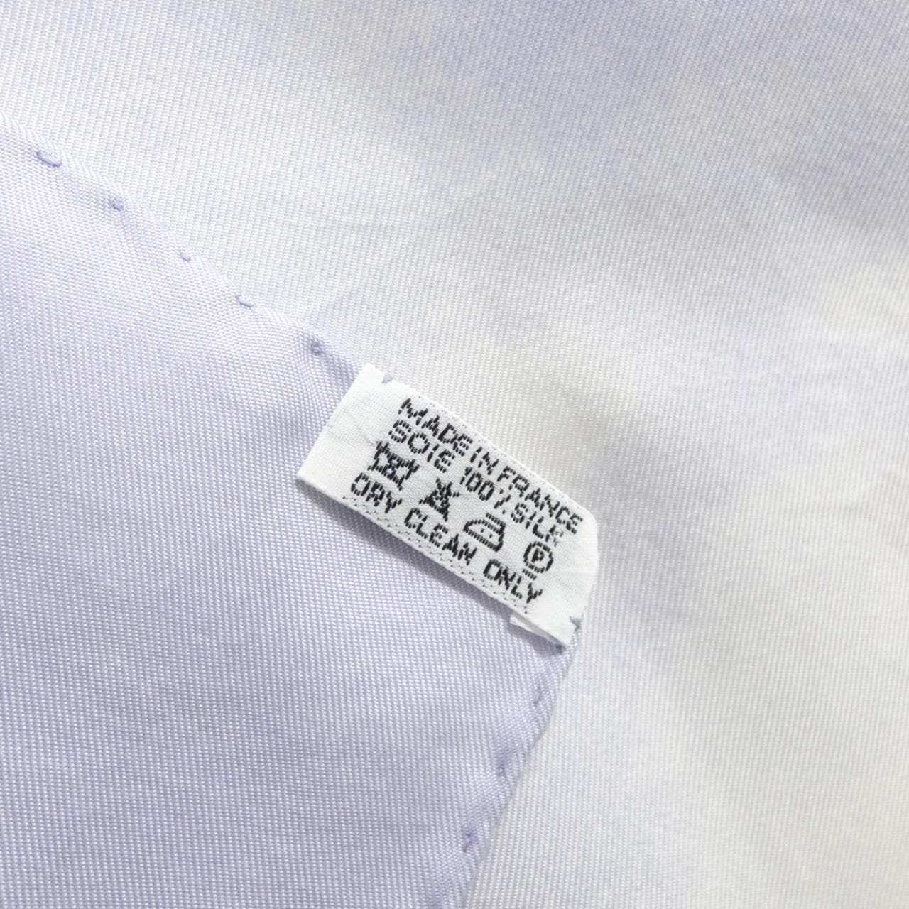 エルメス LES TRIPLES カレ スカーフ