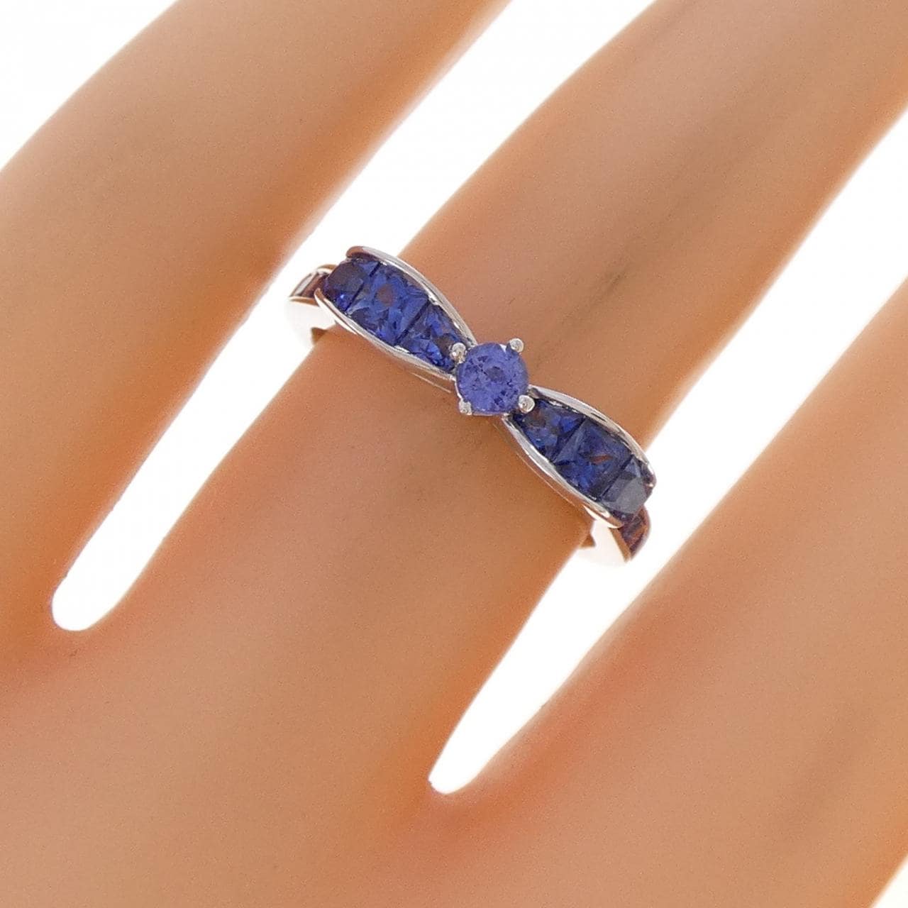 K18WG リボン サファイヤ リング