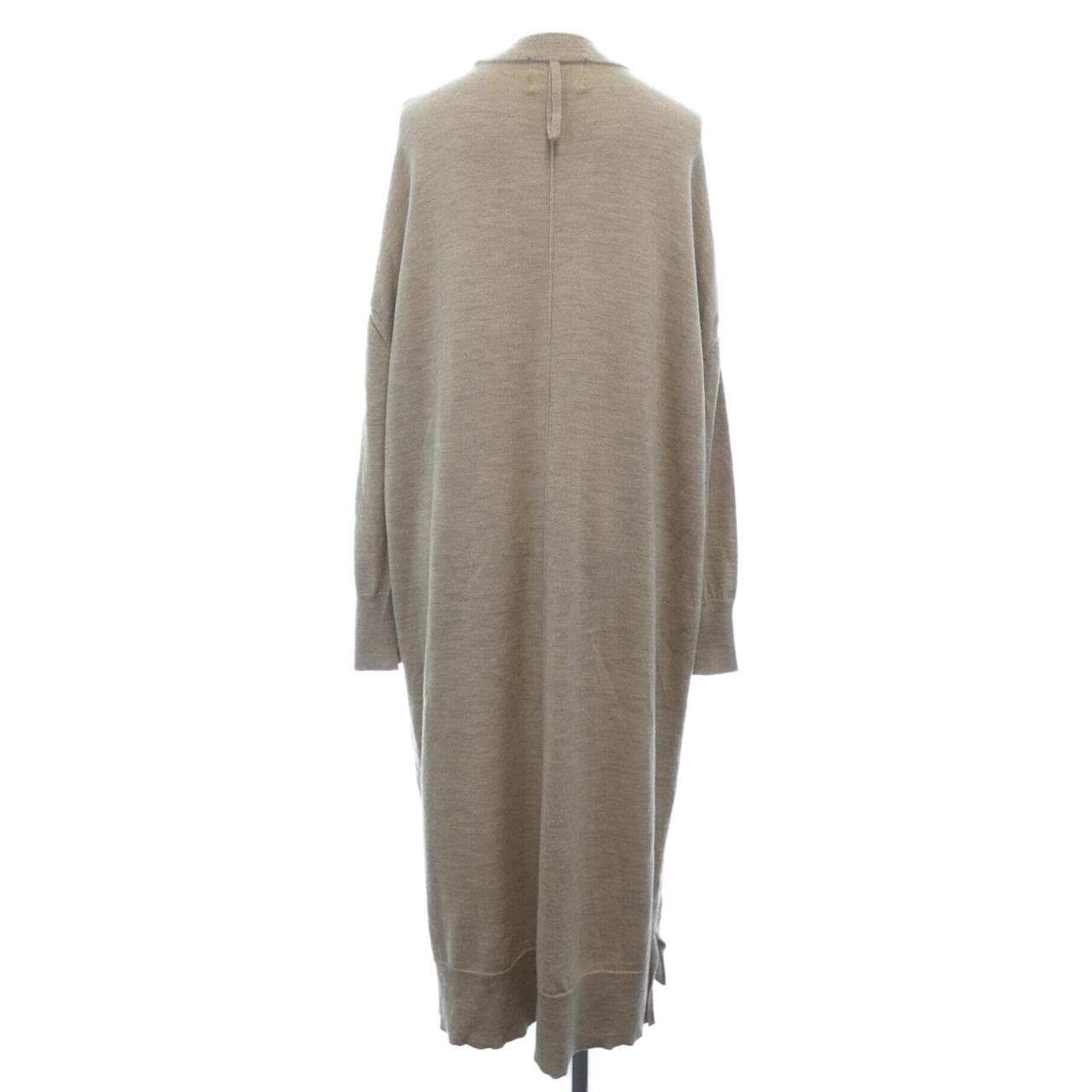 ベイジュ BEIGE. ワンピース