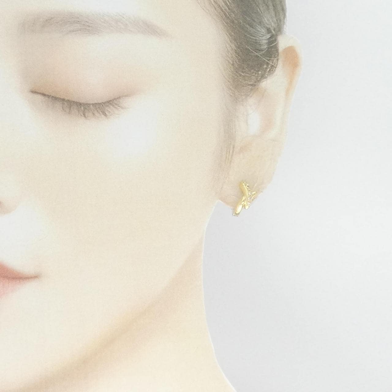 K18YG Diamond earrings 0.12CT