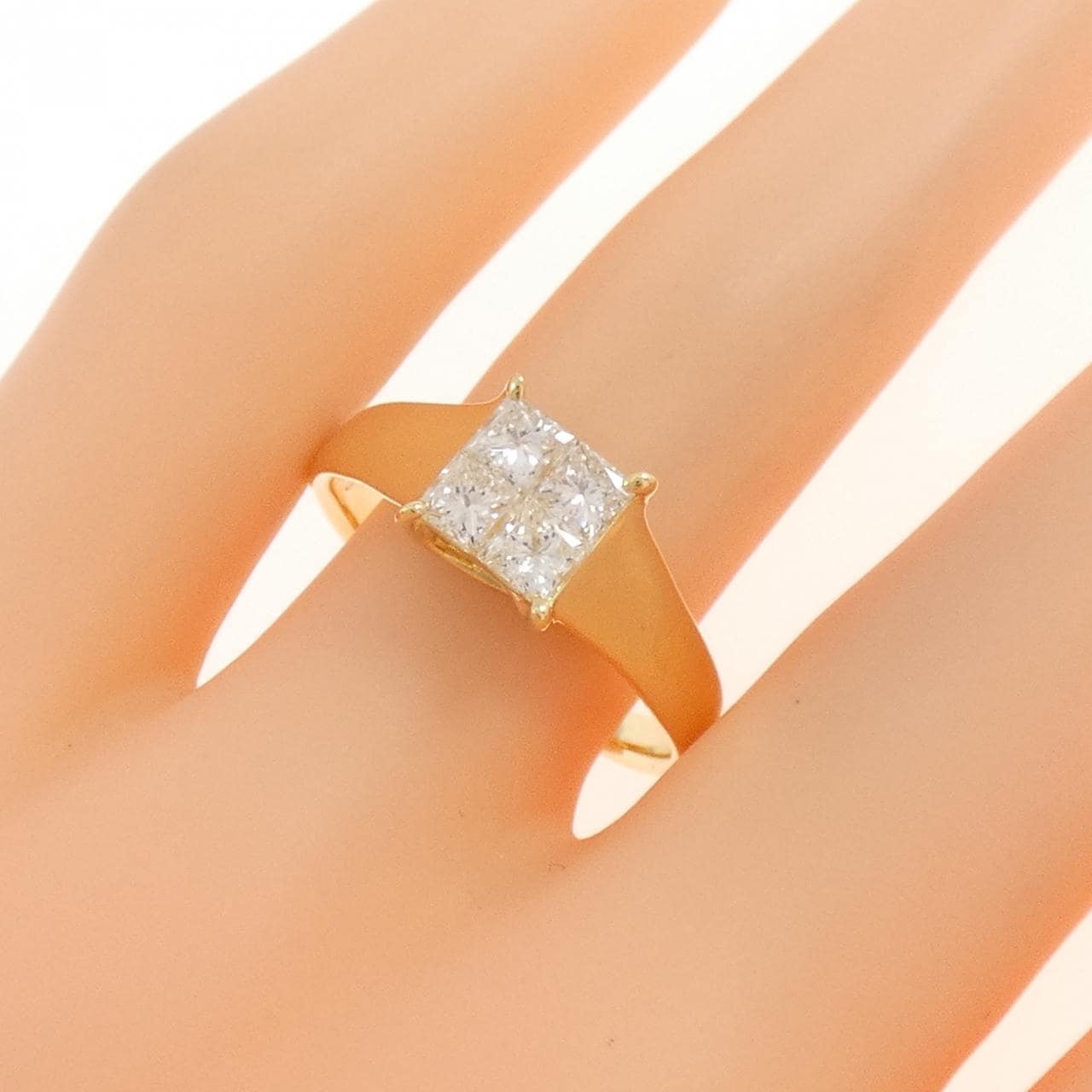 K18YG ダイヤモンド リング 0.70CT