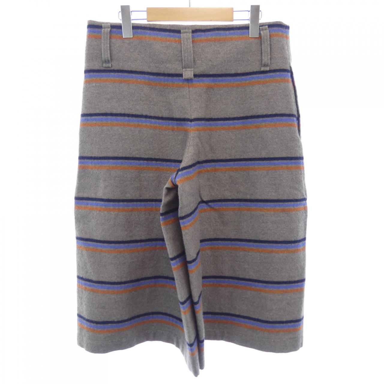 ミーイッセイミヤケ me ISSEY MIYAKE ショートパンツ