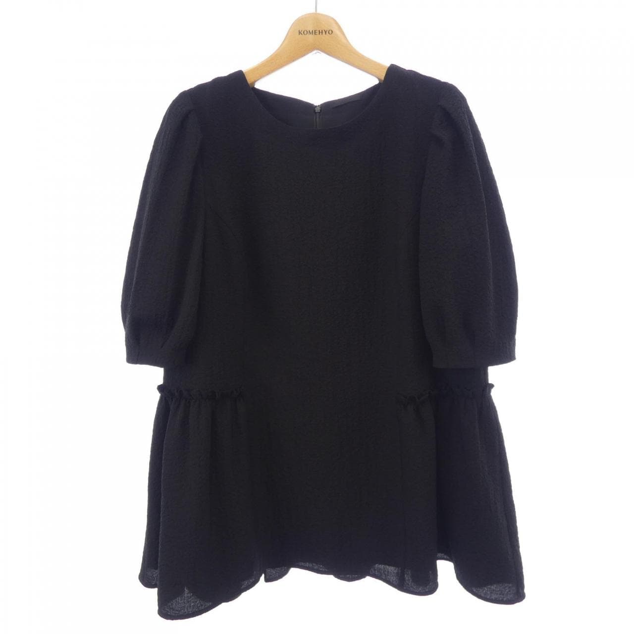トゥービーシック TO BE CHIC トップス