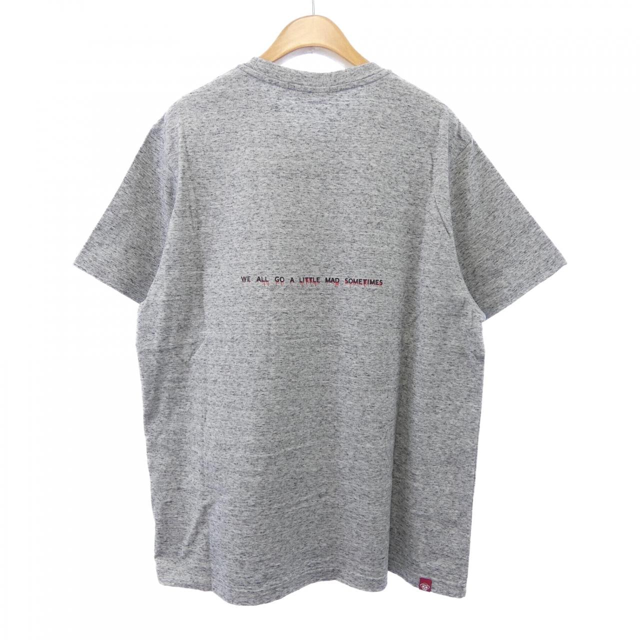 MONSTLYHEARDRARELY Tシャツ