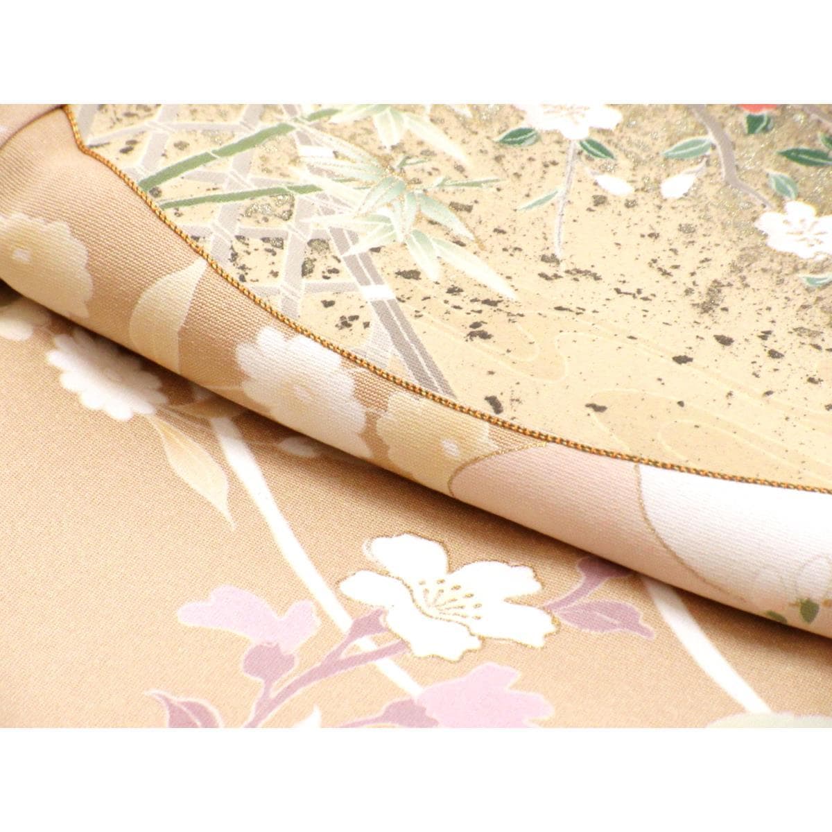 訪問着　友禅金彩加工　刺繍入り