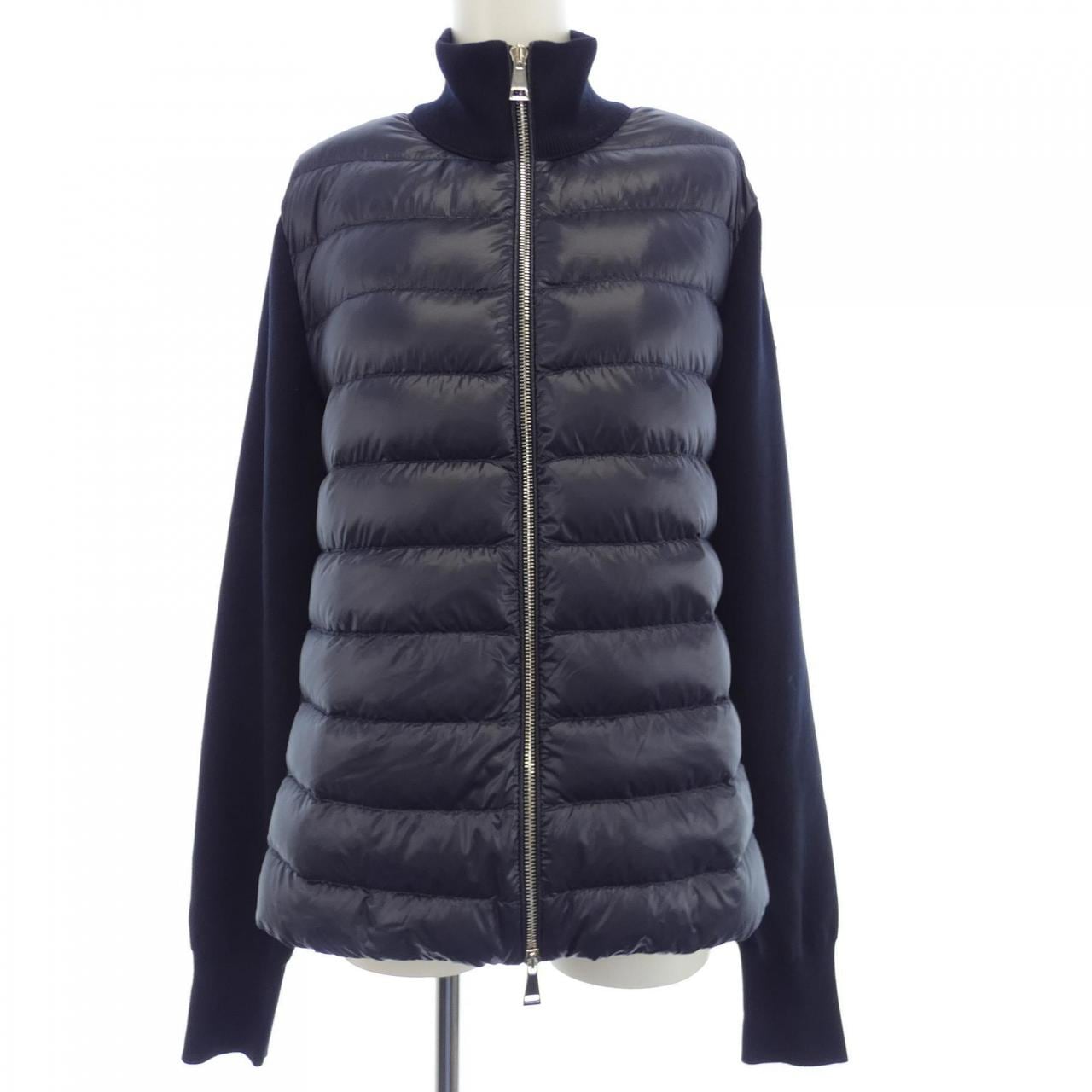 モンクレール MONCLER ダウンジャケット